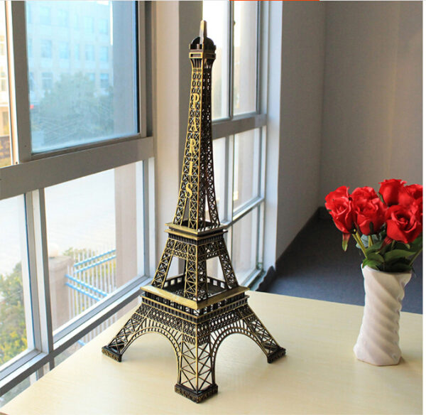 Eiffel Tower Metal Showpiece Decoration Gift