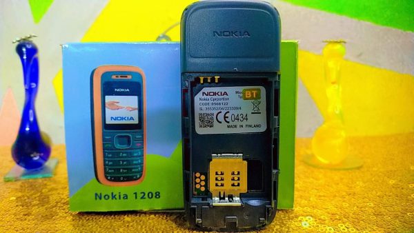 Nokia 1208 Original One Sim Supported Mobile Phone - Image 9