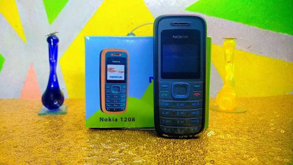 Nokia 1208 Original One Sim Supported Mobile Phone - Image 4