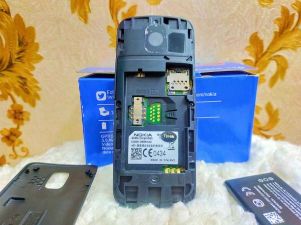 Nokia Asha 110 Dual Sim Mobile Phone - Image 3