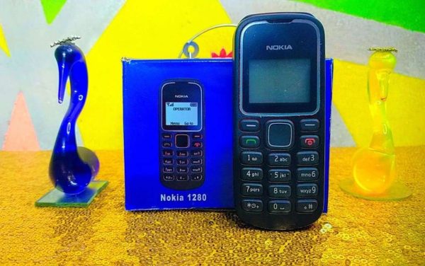 Nokia 1280 One Sim Supported Original Mobile Phone - Image 2