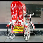 Hand painted Rickshaw miniature Showpiece steel body Price In Bangladesh