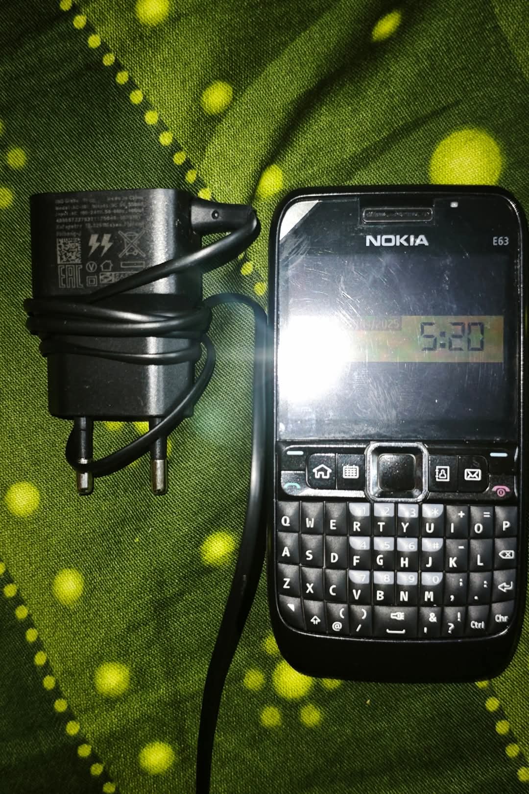 Review Nokia E63