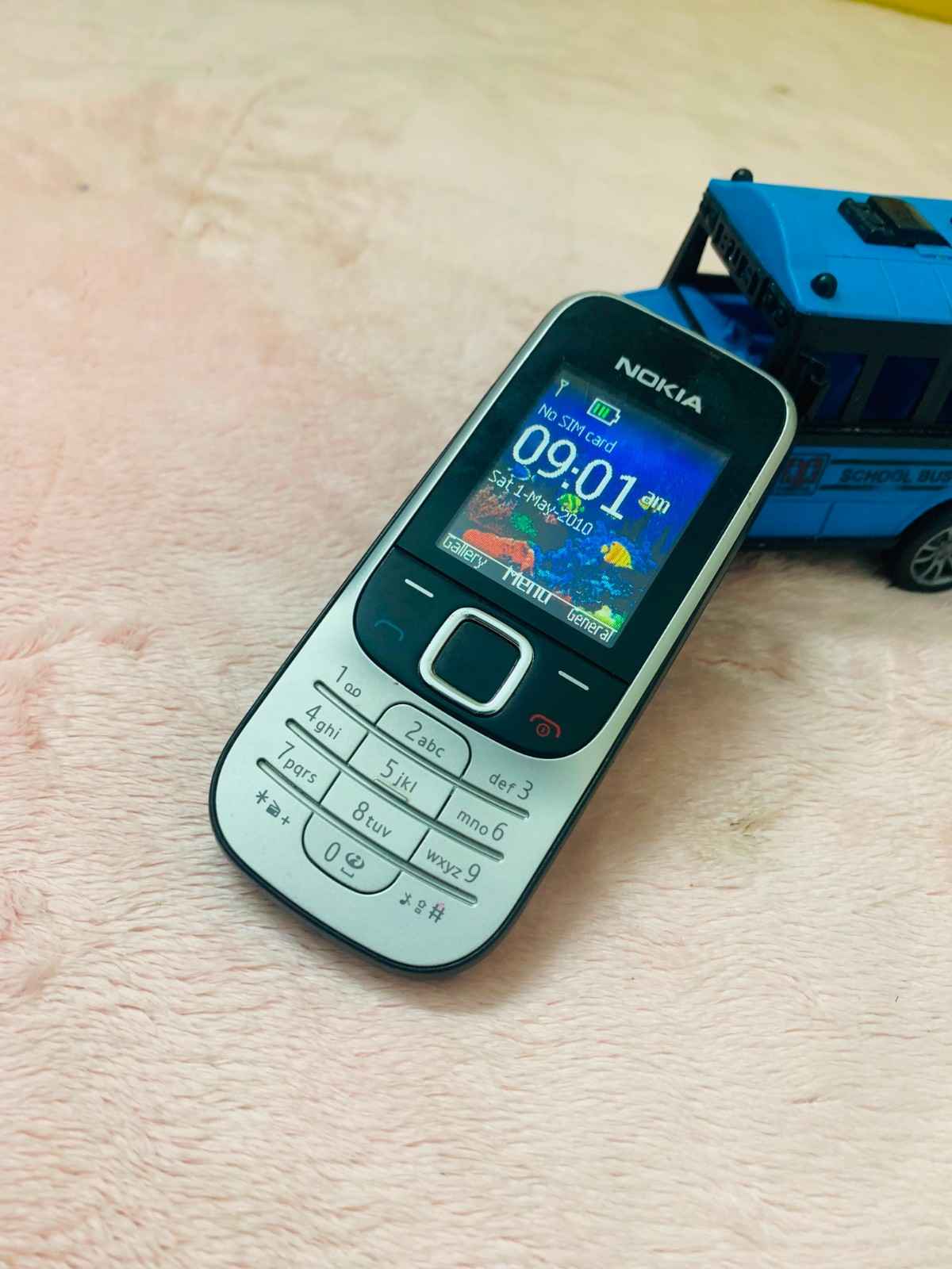 Nokia 2330 Nokia 2330