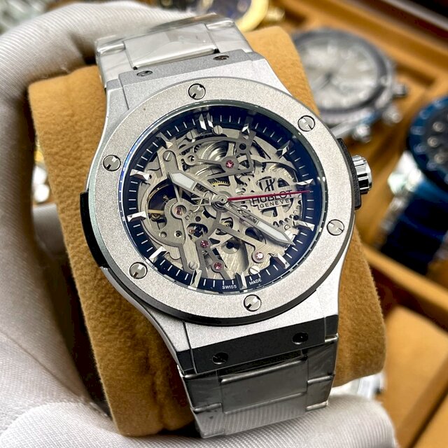 DSdHh18dqQJBGA8cDdZbU8QeattcuZ8ddXlItC2y.jpg Premium Stainless Steel Strap Wrist Watch For Men. - Sohan Online Shop