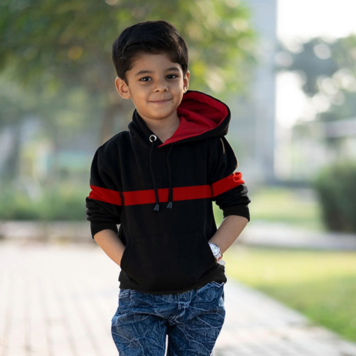 RaoNeaObU5s8iF986cm4sHxx1fVNIV7Mdd3WihHL.jpg Stylish Premium Kids Hoodie - Sohan Online Shop